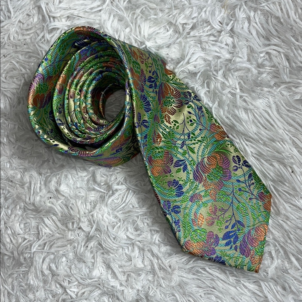 STEVEN LAND Silk Tie with Colorful Floral Design